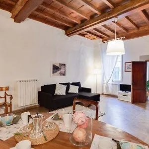  Apartment Medici Tower
